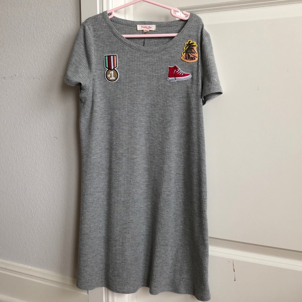 Gray girls patch dress